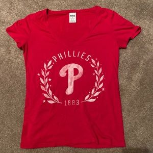 VS PINK V neck Phillies Tee